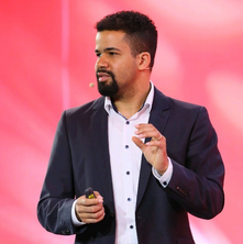 Lennart Crossley | digit.ly gmbh