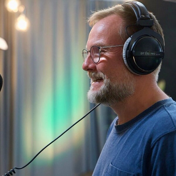 Christian bei der Podcastaufnahme | digit.ly gmbh