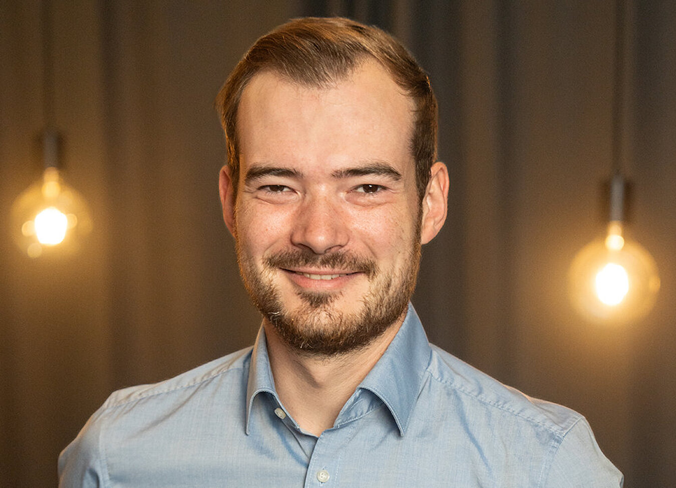 Porträt von Stefan, Performance Marketer in Hannover bei der B2B Digitalagentur digit.ly in Hannover.